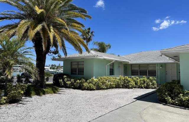 94 Devon Drive - 94 Devon Drive, Clearwater, FL 33767