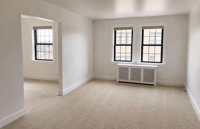 23 Old Mamaroneck Road Gallery 2