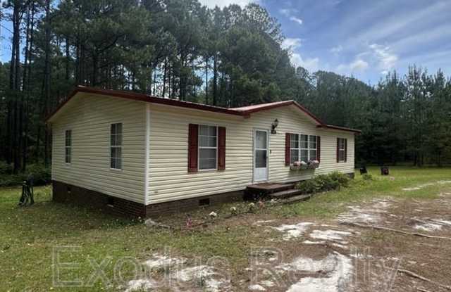 154 Roping Lane Gallery 1