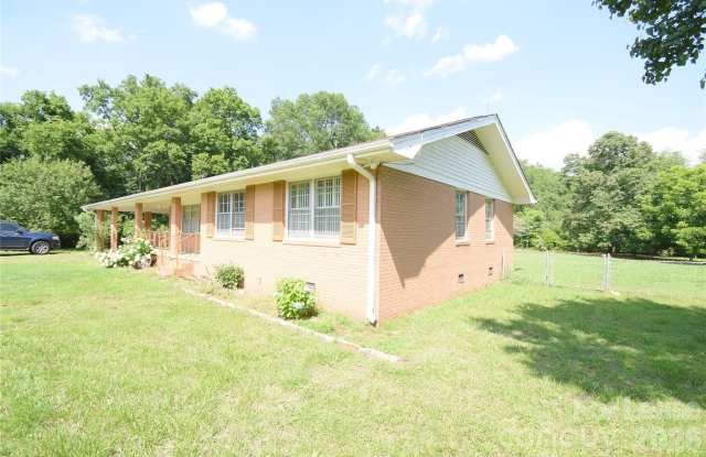 4099 Shenandoah Drive SW Gallery 2
