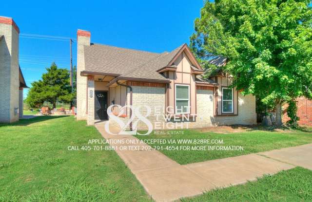 Roommates Not Working Out? 4 Bed/2 Bath Home Near OU Campus Available NOW! (Not Preleasing for 2027) photos photos