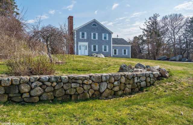 151 Harbor Point Road photos photos