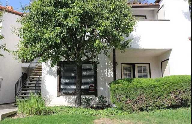 5025 Collwood Way photos photos