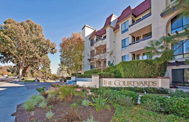 Furnished 2BR/1.5 BA + Condominium @ The Courtyards photos photos
