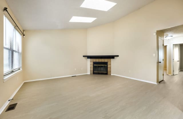 1309 Firefly Circle - 1 Gallery 2