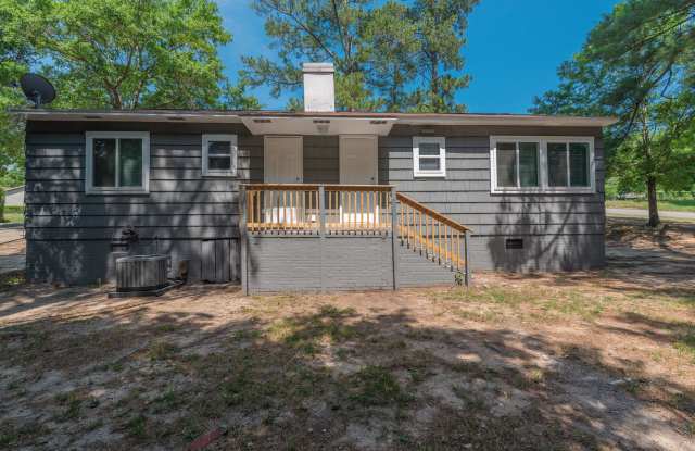 Updated 4-Bedeoom/2-bath single-family home for rent in Aiken County! Gallery 1
