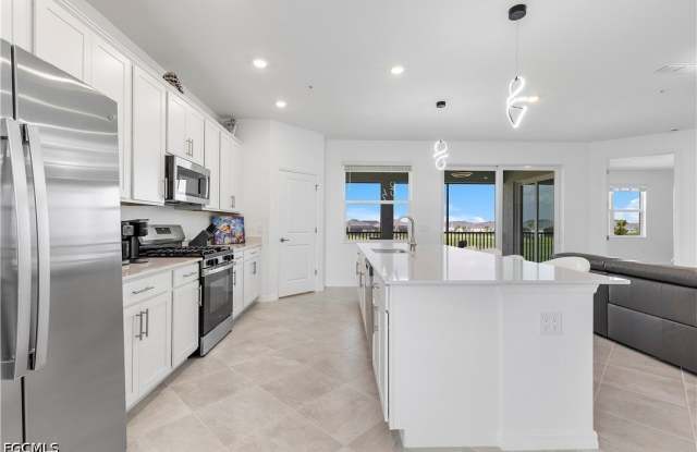 15170 Bluffton Lane Gallery 4