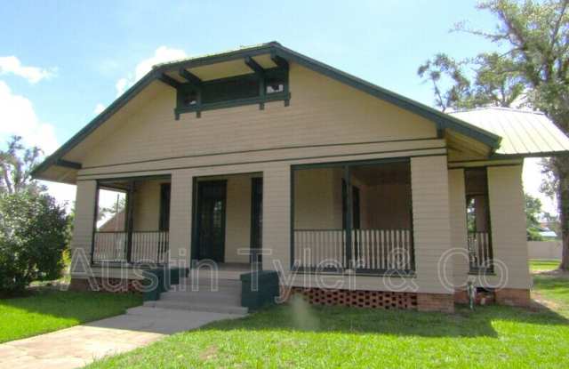 2950 Jefferson Street - 2950 Jefferson Street, Marianna, FL 32446