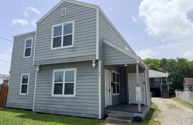 1621 6th Street - 2 photos photos