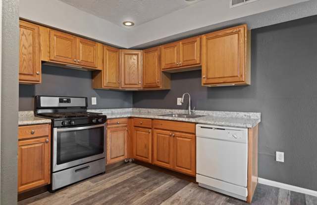 2BR Apartment in Lawrenceville – Modern Comfort Meets Urban Charm! - 6068 Butler Street, Pittsburgh, PA 15201