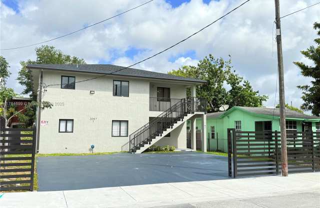 2057 Washington Avenue photos photos