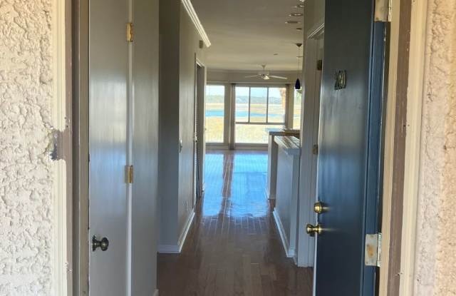 3 Bedroom / 3 Bathroom at Newport Villas Gallery 3