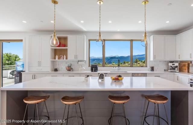 577 Fox Run Drive photos photos