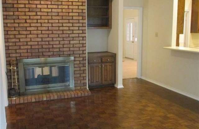 1312 Spyglass Drive Gallery 3