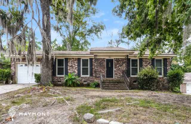 211 Kent Court photos photos