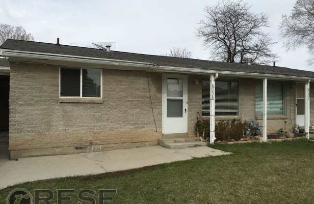 West Jordan Duplex w carport AVAILABLE NOW!! photos photos