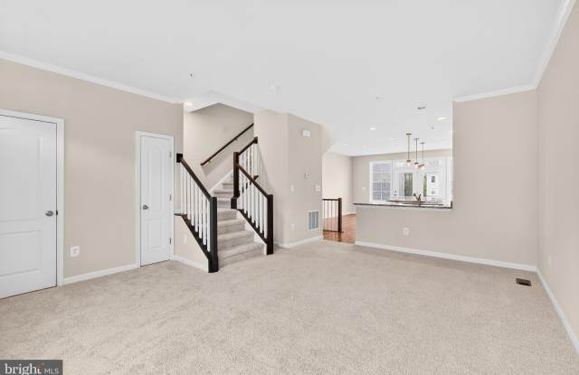 1017 FLESTER Lane Gallery 4