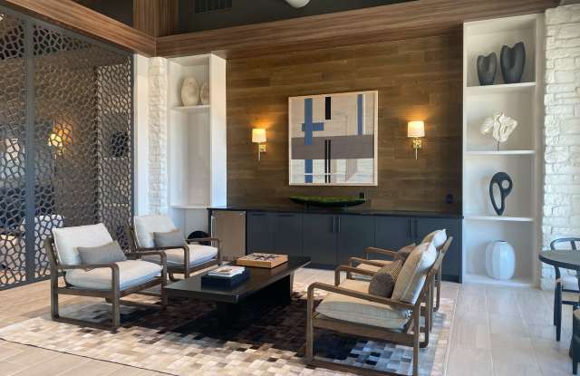 The Darby Gallery 3