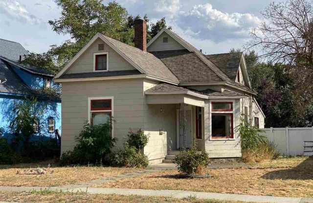Charming & Spacious Home Near Gonzaga – Ideal for Students and Professionals! Gallery 1