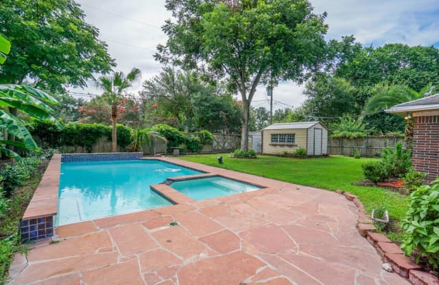 1007 Aster - 1007 Aster Dr, Katy, TX 77493