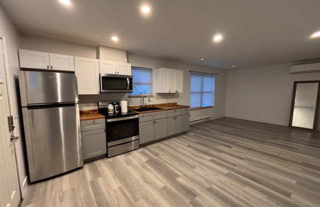 107 Center Street - 1 photos photos