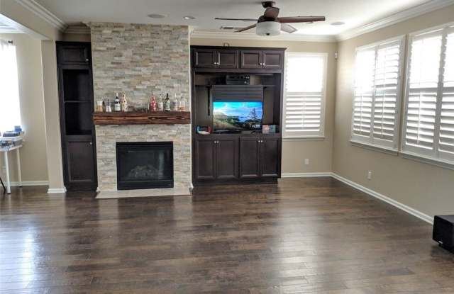 302 Summit Crest Drive Gallery 4