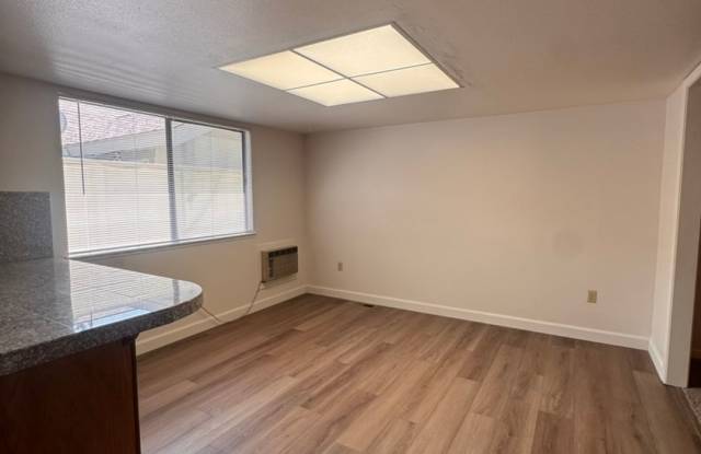 3 Bedroom 2 Bathroom with 2 Car Garage Townhome in Northwest Reno Gallery 4