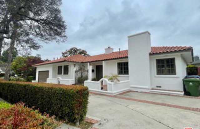 1441 Allenford Avenue Gallery 1