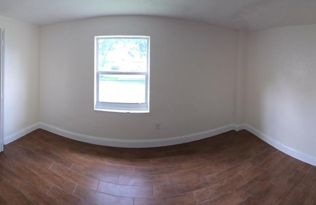 314 NW 5th Avenue Gallery 3
