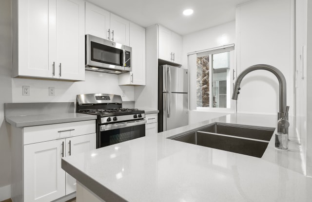 Kling Trio Apartments Gallery 3