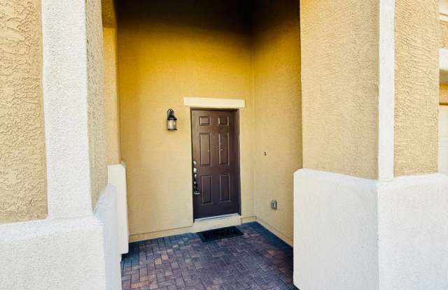 Gorgeous 2 Story Home with Upgraded Features! photos photos