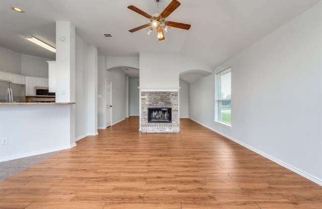 1103 Twin Lakes Drive Gallery 3
