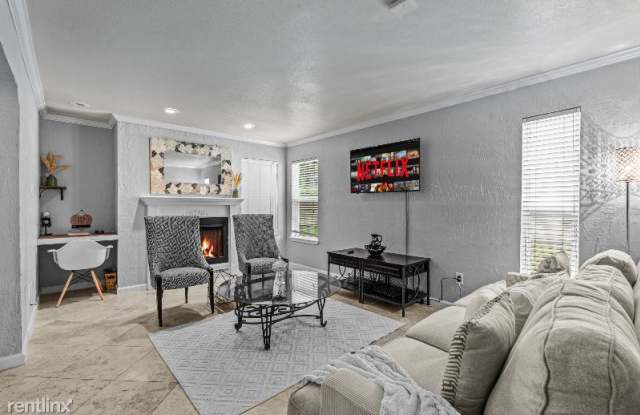 2201 Park Hill Dr - 2201 Park Hill Drive, Fort Worth, TX 76110