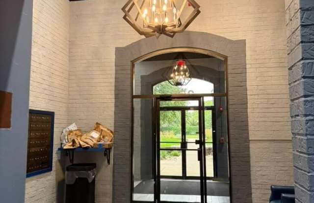 350 Plum Creek Drive Gallery 2