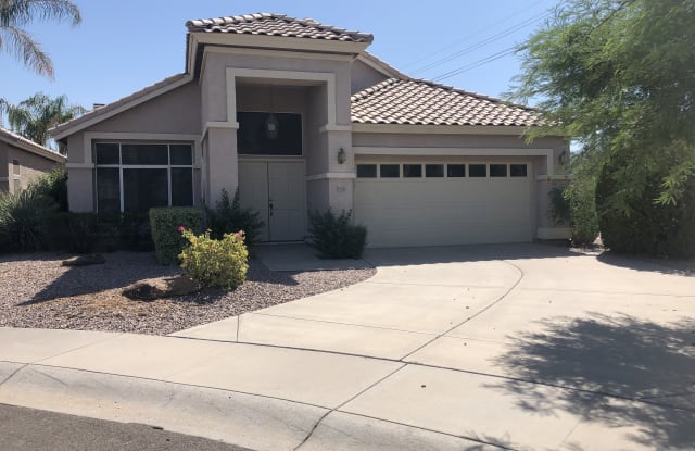 267 W Calle Monte Vis - 267 W Calle Monte Vista, Tempe, AZ 85284