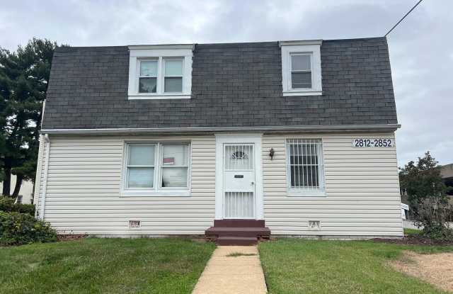 2852 IVERSON Street unit: 110 photos photos