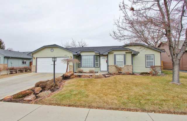 Single- Level Home w/Mature Landscaping photos photos Single- Level Home w/Mature Landscaping photos photos