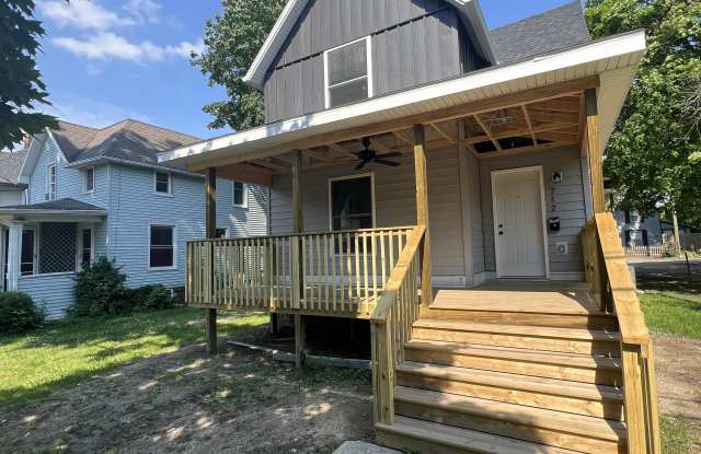 712 North Sycamore Street - 1/2 photos photos