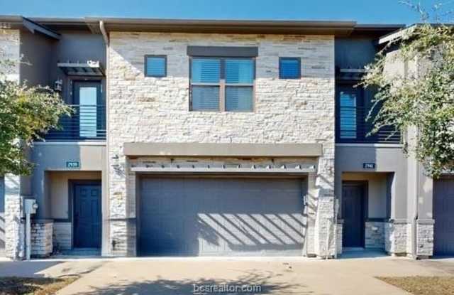 2941 Papa Bear Drive photos photos