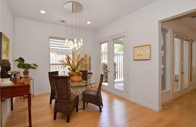 3700 W Beverly Drive Gallery 3