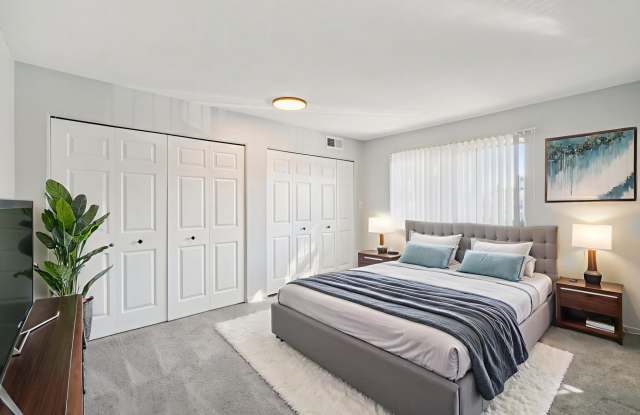 Independence Square Apartments Gallery 3