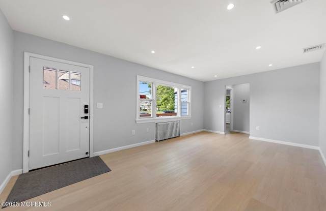 54 Manning Place Gallery 3
