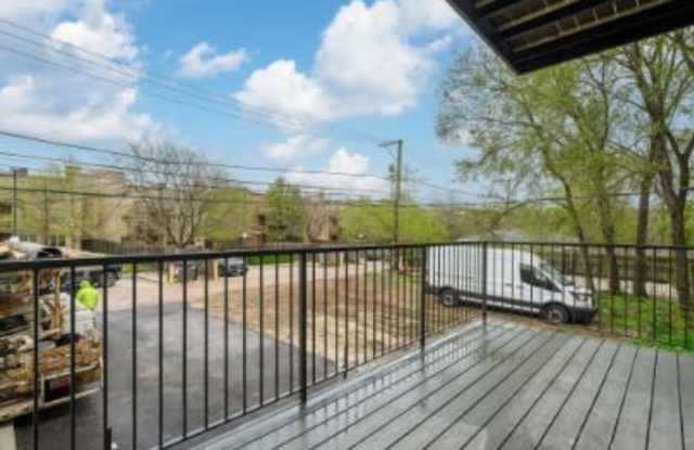 3956 South Indiana Avenue - 3956-2R photos photos