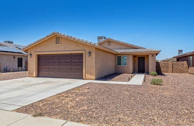 NICE 3 BEDROOM IN FOOTHILLS! Gallery 1
