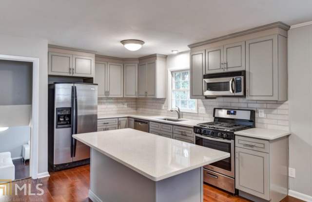1943 Vicki Ln Gallery 2