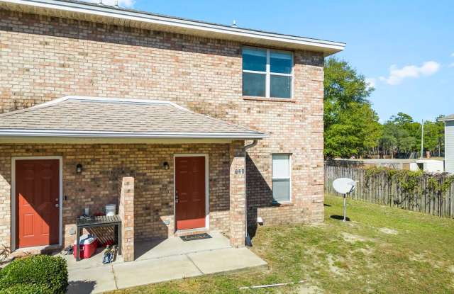 Niceville Townhouse in PRIME location!! photos photos