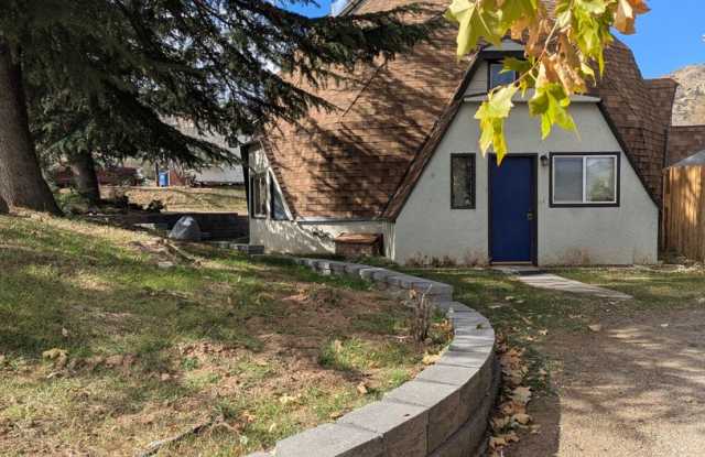 Spacious 2 story home located in West Golden Hills - 21001 Country Club Drive, Golden Hills, CA 93561