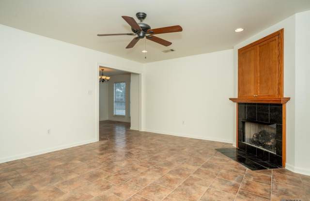 41185 Rhea St Gallery 2
