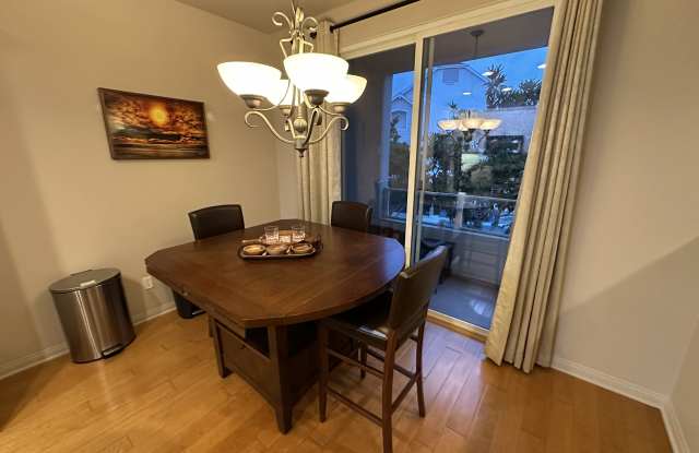835 Harbor Cliff Way Gallery 3