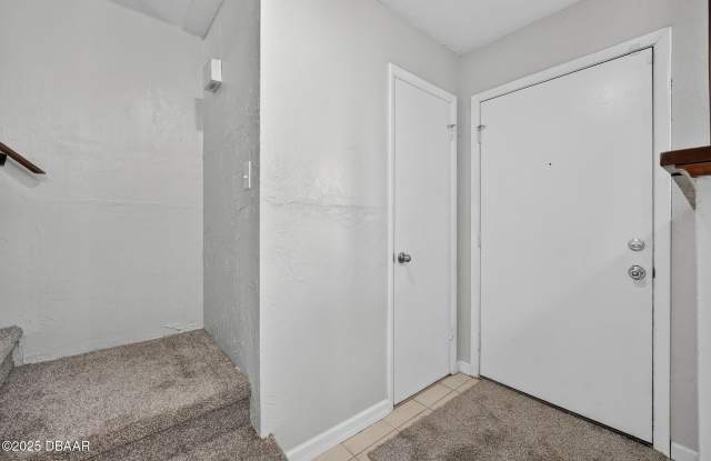 168 W Sandalwood Court Gallery 3